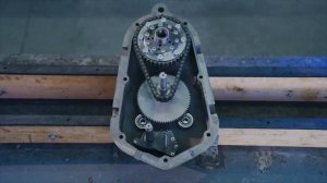 Нева МТ 1 из чего состоит чугунный редуктор садового трактора