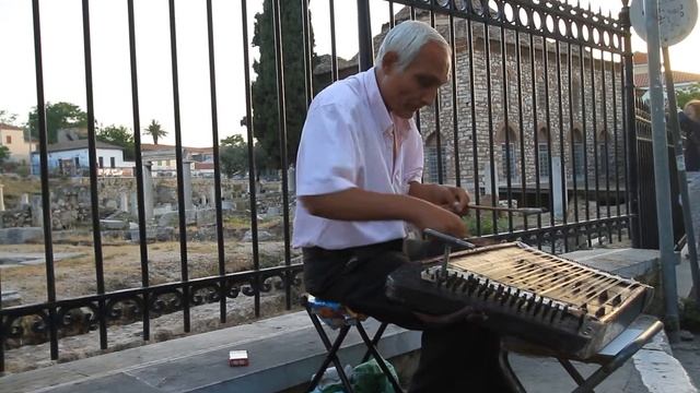 14: Street Musician in Athens, Greece смотреть онлайн