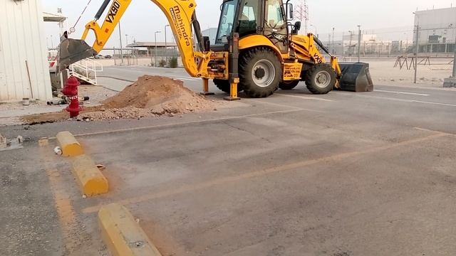 Mahindra VX 90/ Bachoe Loader. Loader / Excavator. смотреть онлайн