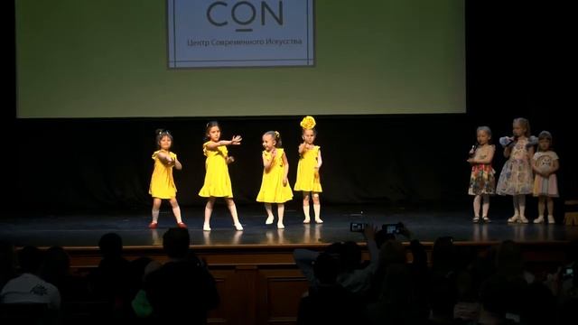 "Веселая песенка" младшая группа по хореографии младшая группа по музыке&вокалу the balcon смотреть онлайн