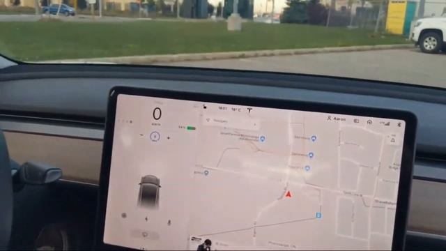Tesla Smart Summon Party: with Smart Summon "Race" | Tesla Meetups смотреть онлайн