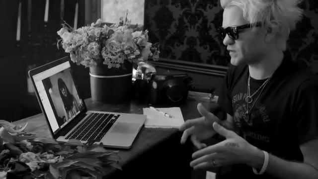 Sum 41 - Studio Update 2015 - The Writing Process смотреть онлайн