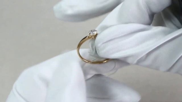 Золотое кольцо Золотые узоры с цирконом 01-6846 смотреть онлайн