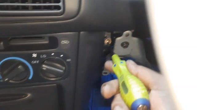 cara melepas ECU great corolla (all new corolla) смотреть онлайн