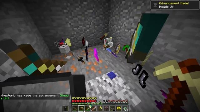 Minecraft Manhunt But I Downloaded 3000+ Mods..