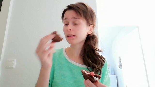 Luppo Cake Bite: Kakaokuchen mit Kirschmarmelade und Marshmallow смотреть онлайн