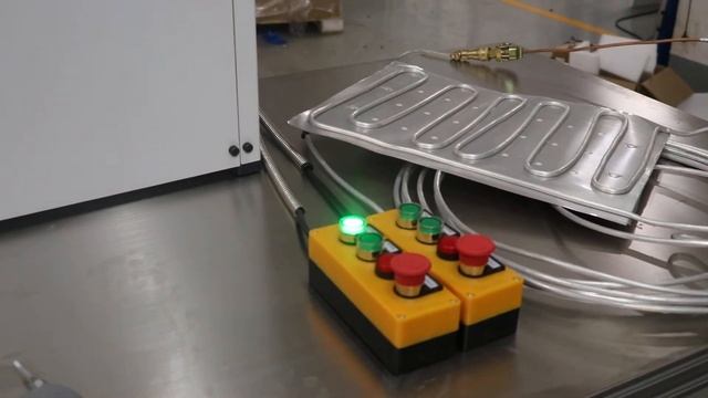 Sniffer Type Helium Leak Testing Equipment For Air Conditioner Heat Exchanger смотреть онлайн