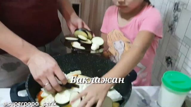 СУПЕРПАПА ГОТОВИТ ДЫМЛЯМА смотреть онлайн