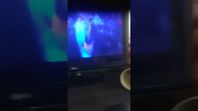 Холодный кубик льда смотреть онлайн