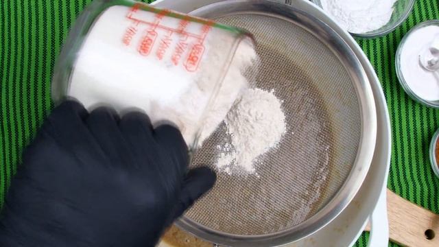 (subtitules) Easy and quick recipe for Banana Bread смотреть онлайн