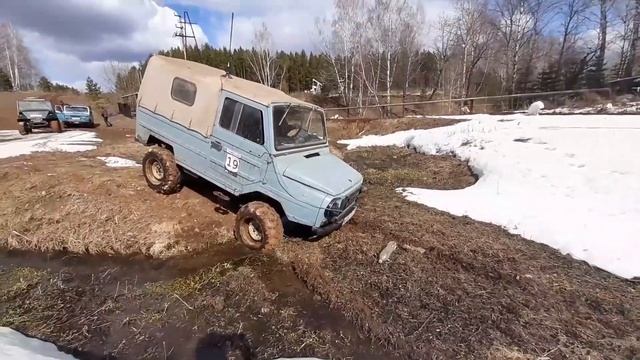 Покатушки в поисках грязи! смотреть онлайн