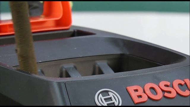 Измельчитель садовый BOSCH AXT 25 TC смотреть онлайн