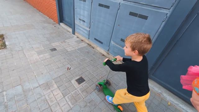 VLOG: КАТЮ НЕМНОГО БОМБИТ! 05.04.24 смотреть онлайн