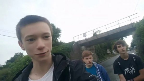 Sobakka (feat. Xarakter) - Школьный цыган