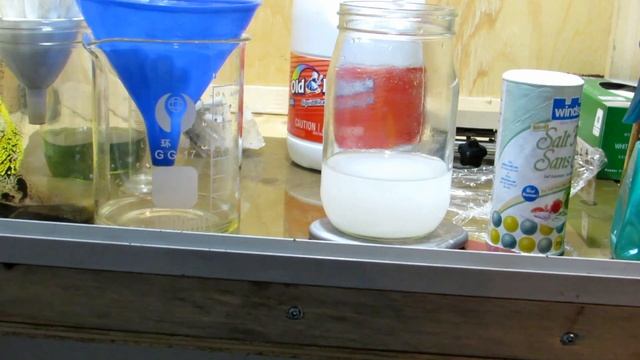 Potassium Chlorate from Bleach смотреть онлайн
