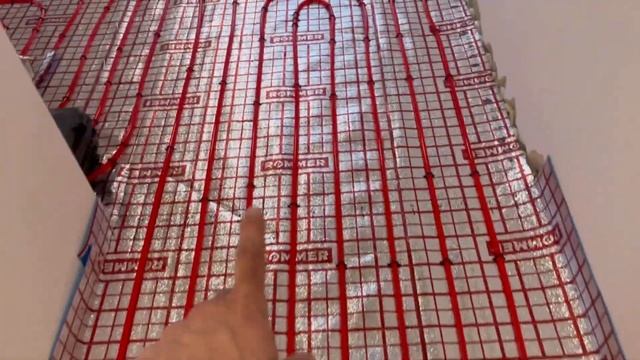 Отопление в частном доме. Теплые полы + батареи. На чем нельзя экономить!? Интересные решения. смотреть онлайн