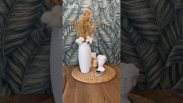 Декоративная стеклянная ваза 