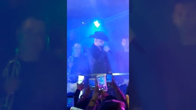 Pancho barraza at remmys night club смотреть онлайн