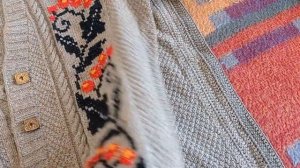 Как увеличить размер вязаной кофты или свитера. Вязание спицами и крючком