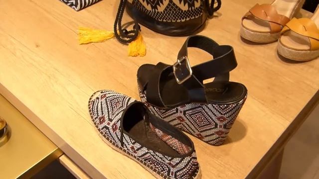 Shopping Party BOCAGE смотреть онлайн