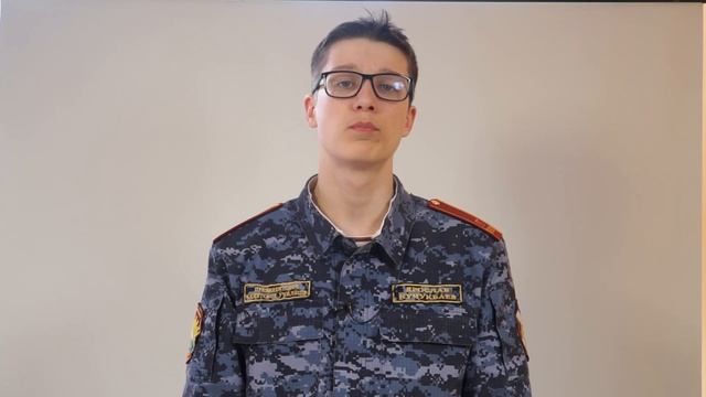 К. Симонов "Майор привёз мальчишку на лафете... " читает Ярослав Кучукбаев смотреть онлайн