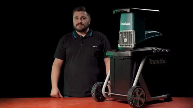 Обзор измельчителя Makita UD2500 смотреть онлайн