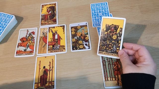 How does Selena Gomez feel about Hailey Baldwin? Tarot Card Reading 27/03/23 смотреть онлайн