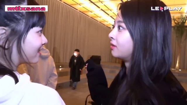 Юнджин и Ынчэ из Le Sserafim танцуют VIBE с Тэяном смотреть онлайн