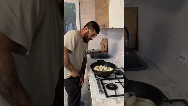 Окунь со шпинатом @Aladdindjon смотреть онлайн