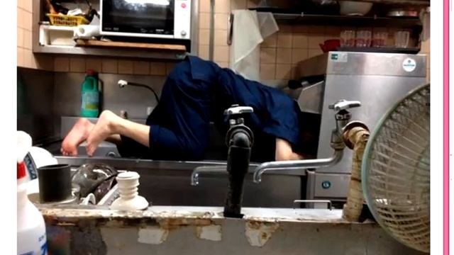 蕎麦屋 洗浄機に店員？画像Twitter炎上！名前店舗特定！２ｃｈ泰尚氷山店 石井湧也（多摩大学）