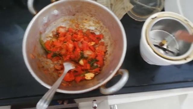 Lockdown days:morning to night routine /rava dosa~vatha kulambu ~pudalangai poriyal смотреть онлайн