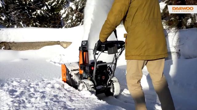 Компактный снегоуборщик DAEWOO S 7565 смотреть онлайн