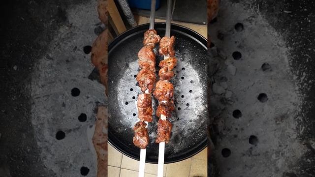 шашлык на балконе смотреть онлайн