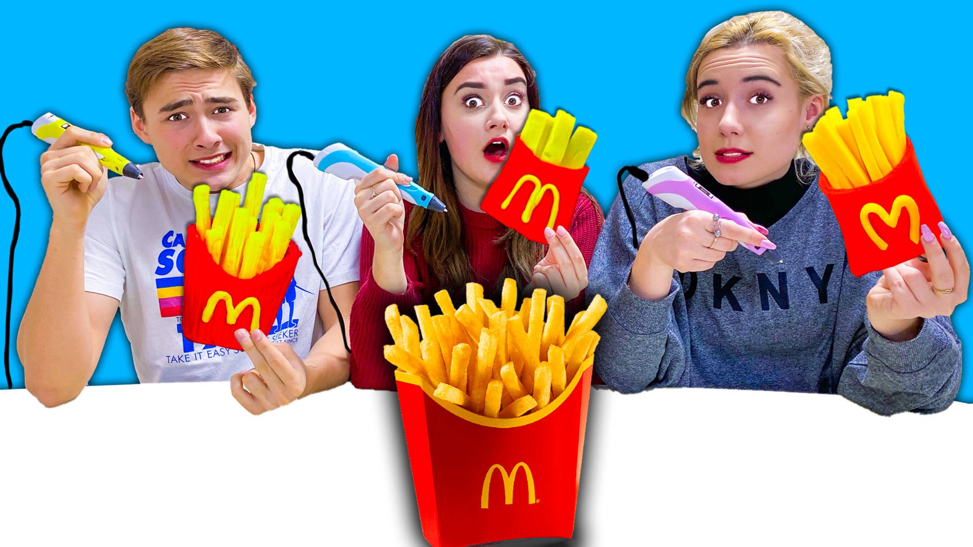 КТО ЛУЧШЕ НАРИСУЕТ ПРЕДМЕТ 3D РУЧКОЙ ЧЕЛЛЕНДЖ ! смотреть онлайн