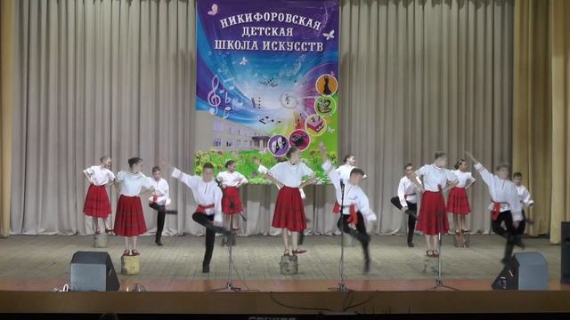 «У околицы» смотреть онлайн