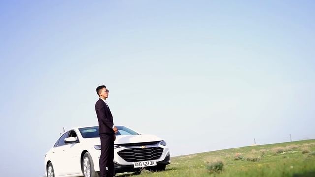 Sanjarbek Hamzayev - Singlim (Official Music Video)