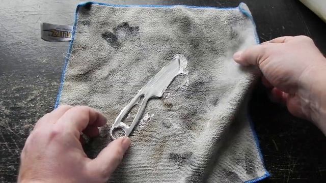 2. Zaver - Korozni test lesteneho noze Izula (mala videoochutnavka k chystane recenzi) смотреть онлайн