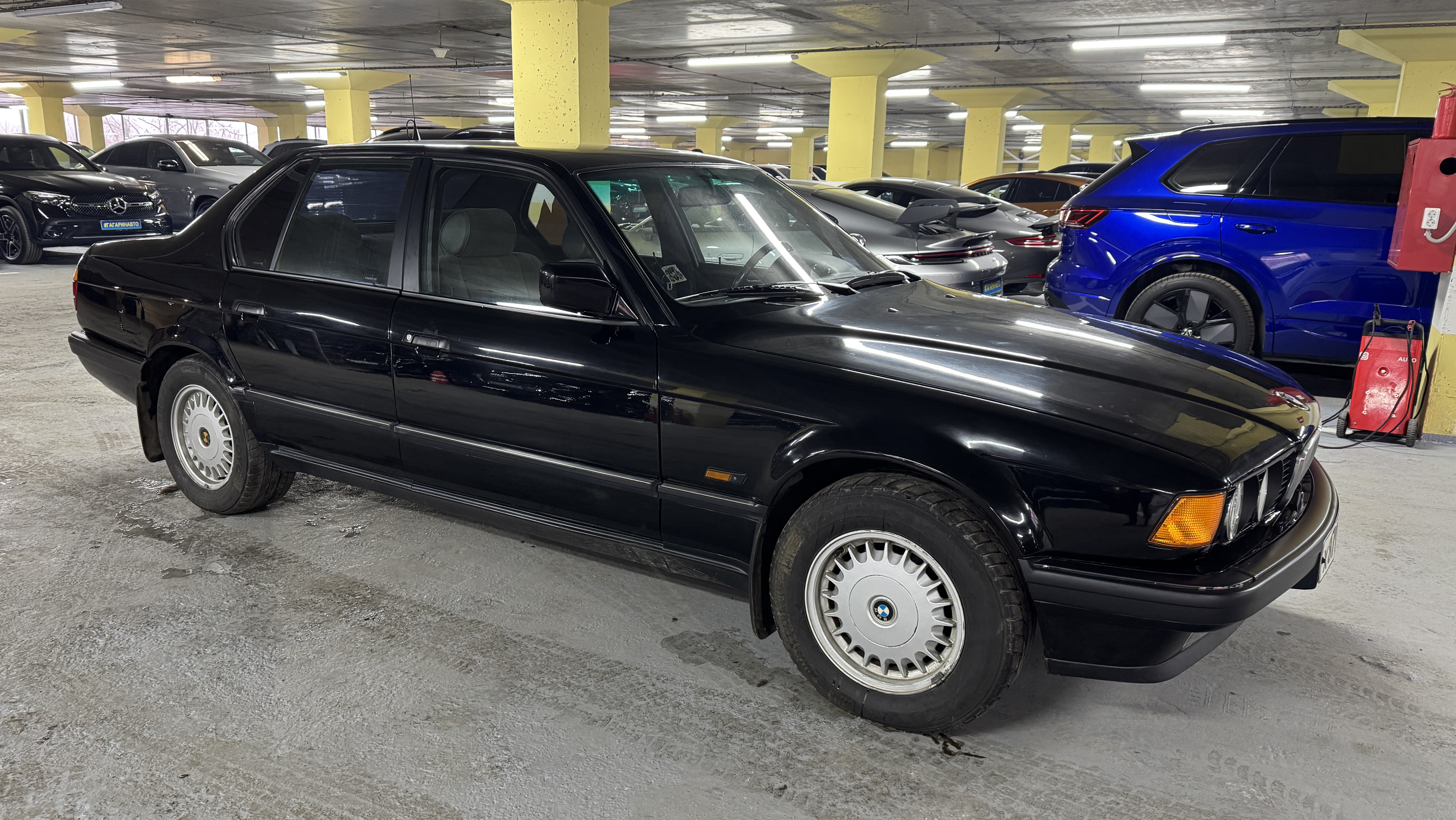 BMW 730i - 218лс, 1989г, 208.000км. смотреть онлайн