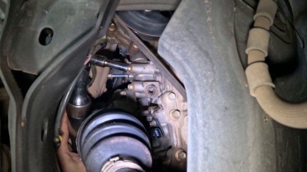2019 Mazda CX-3 check engine light. Low oil pressure. Code P0524