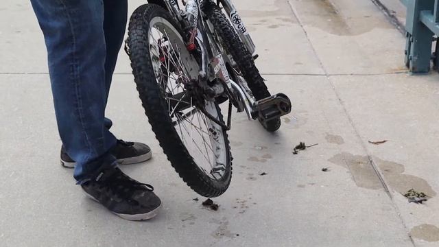 "You Got A Bike!" - Magnet Fishing Milwaukee, WI смотреть онлайн