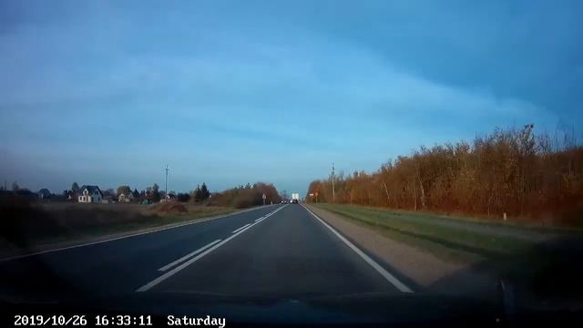 Białe Audi A4 B8 Tras 50... 2 x Przejscie dla pieszych смотреть онлайн