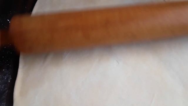 Yapılışına çok ŞAŞIRACAKSINIZ😳SADECE 4 Beze ile 40 Kat BAKLAVA💯Oklava YOK❌Ufak Bezelere HAYIR✋ смотреть онлайн