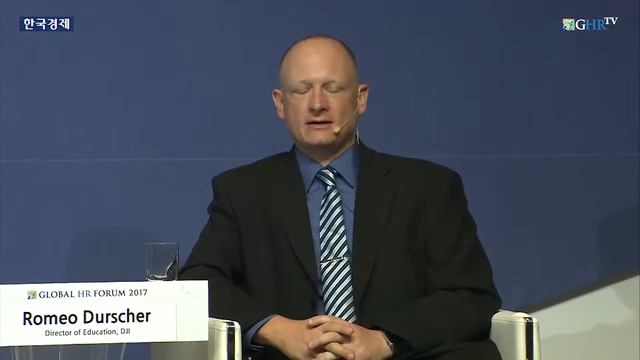 Global HR Forum 2017 | Discussion : Manufacturing,DistributingProduction / UsingDronesForSocialGood смотреть онлайн