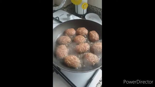 Мана мини,мини котлеты 🍔😘 смотреть онлайн