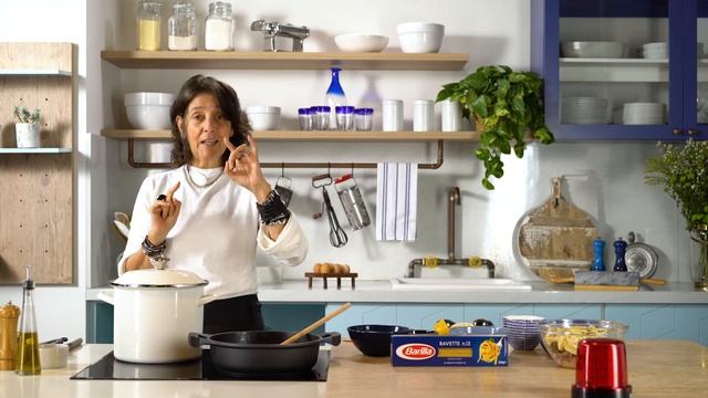 Barilla | BAVETTE COM FRUTOS DO MAR COM CLAUDIA LISBOA смотреть онлайн