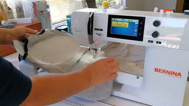 BERNINA 500E: Вышиваем на трикотаже смотреть онлайн