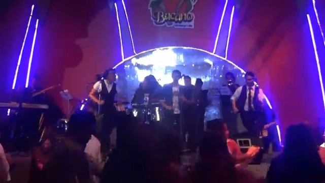 KD SALSA poniendo Candela en BACANO смотреть онлайн