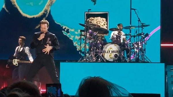 Olly Murs - Troublemaker (Marry Me Tour, Cardiff Arena, 25.04.2023)