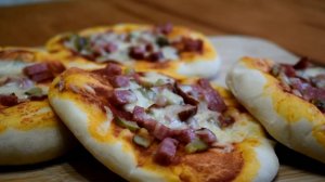 ТА САМАЯ ШКОЛЬНАЯ ПИЦЦА (ГОСТ)! 37коп за штуку! Вкус детства, который не забывается!