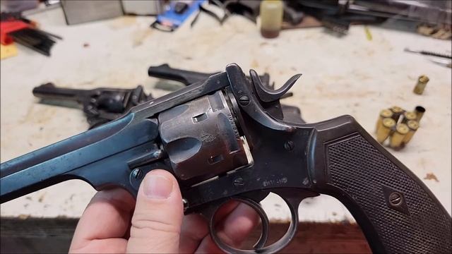 Is that Webley cylinder shaved or unshaven? What to look for, side by side comparison. смотреть онлайн